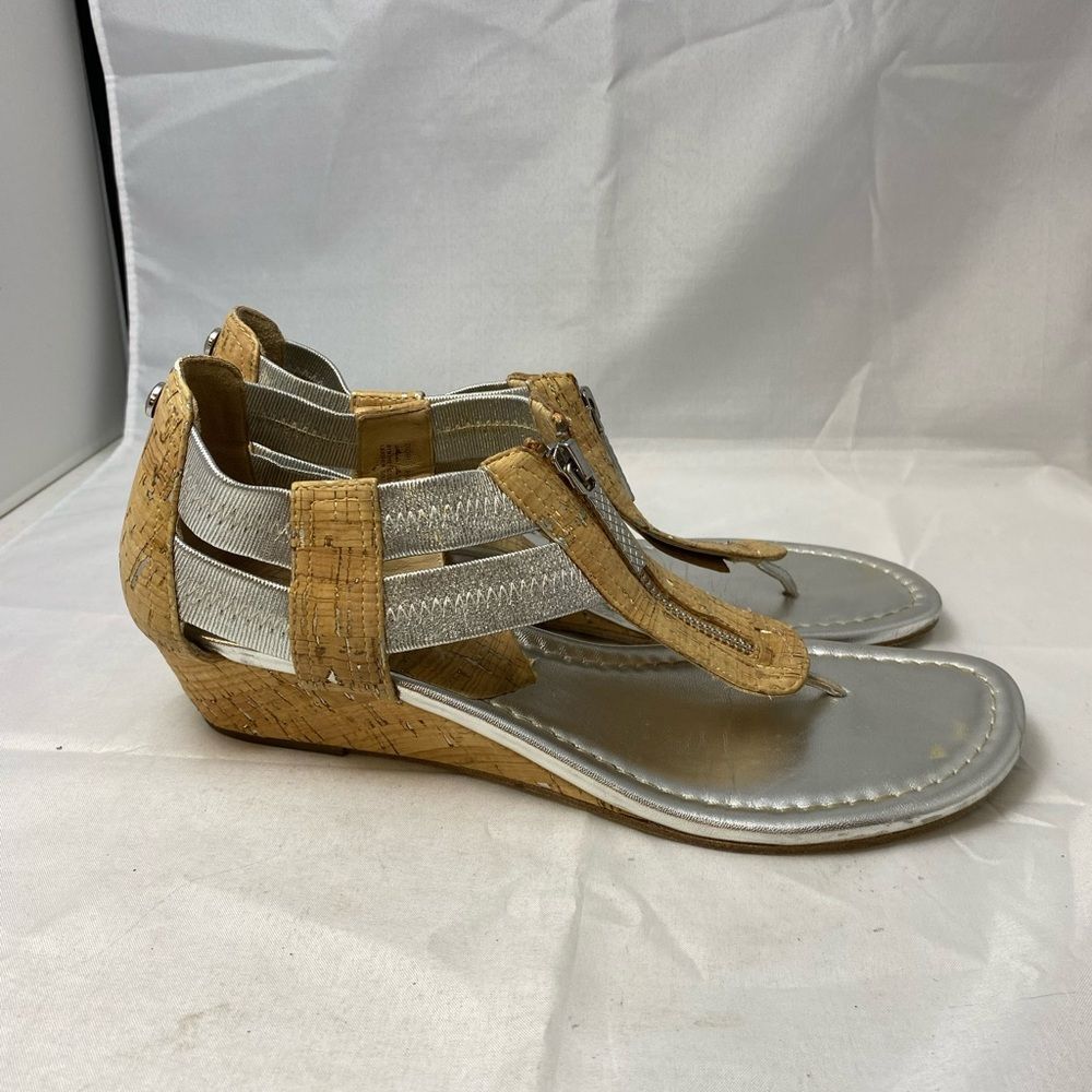 Donald Pliner Dori sandal 8.5M synthetic leather - Picture 2 of 7
